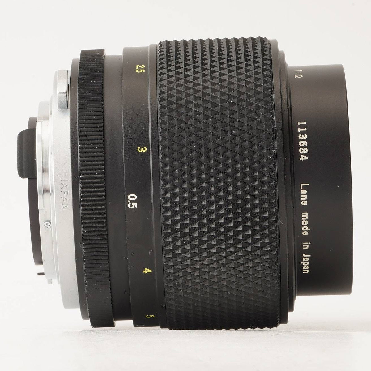 Olympus OM-System Zuiko Auto-Macro 90mm f/2 - Filem.sg