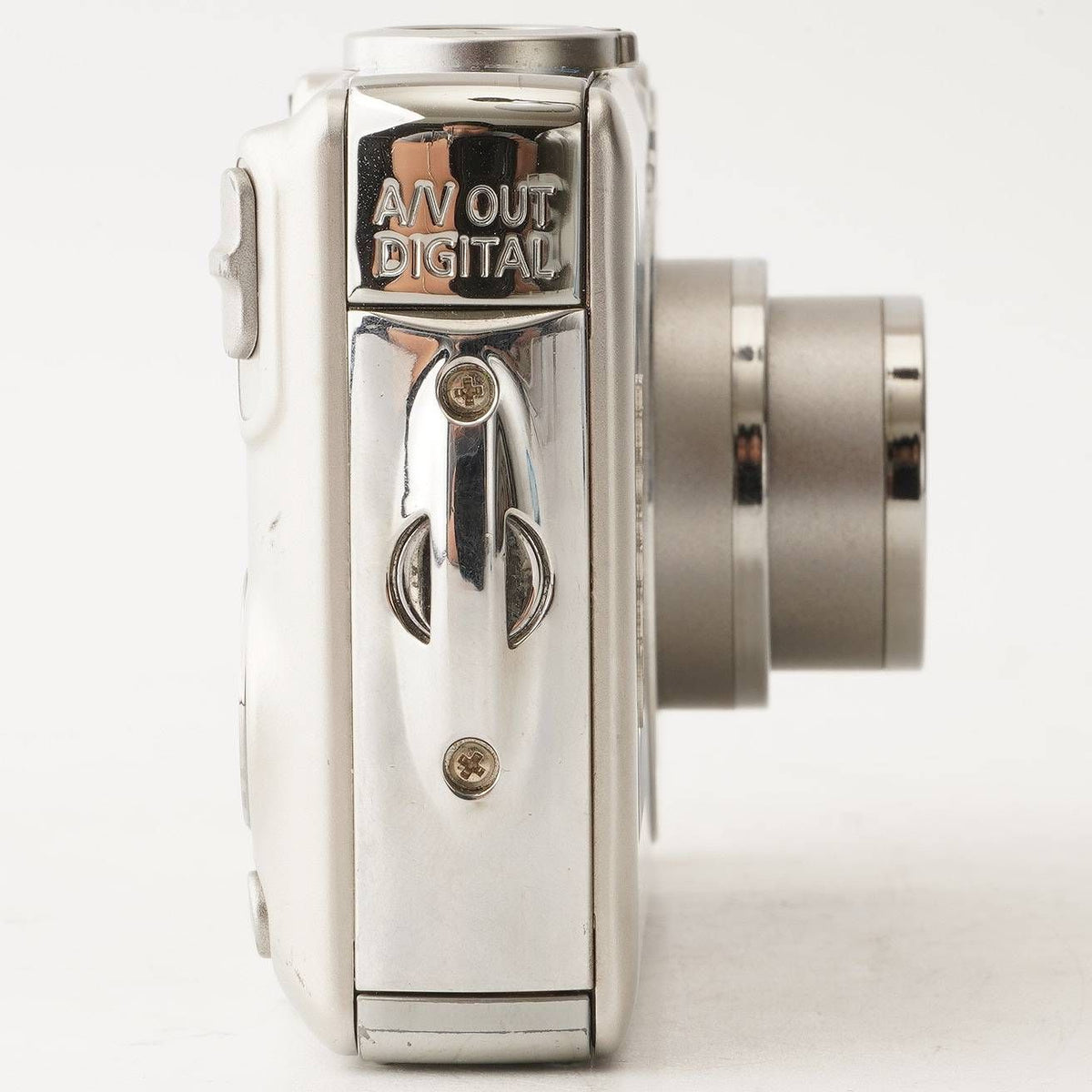 Canon IXY Digital 70 (Silver) - Filem.sg