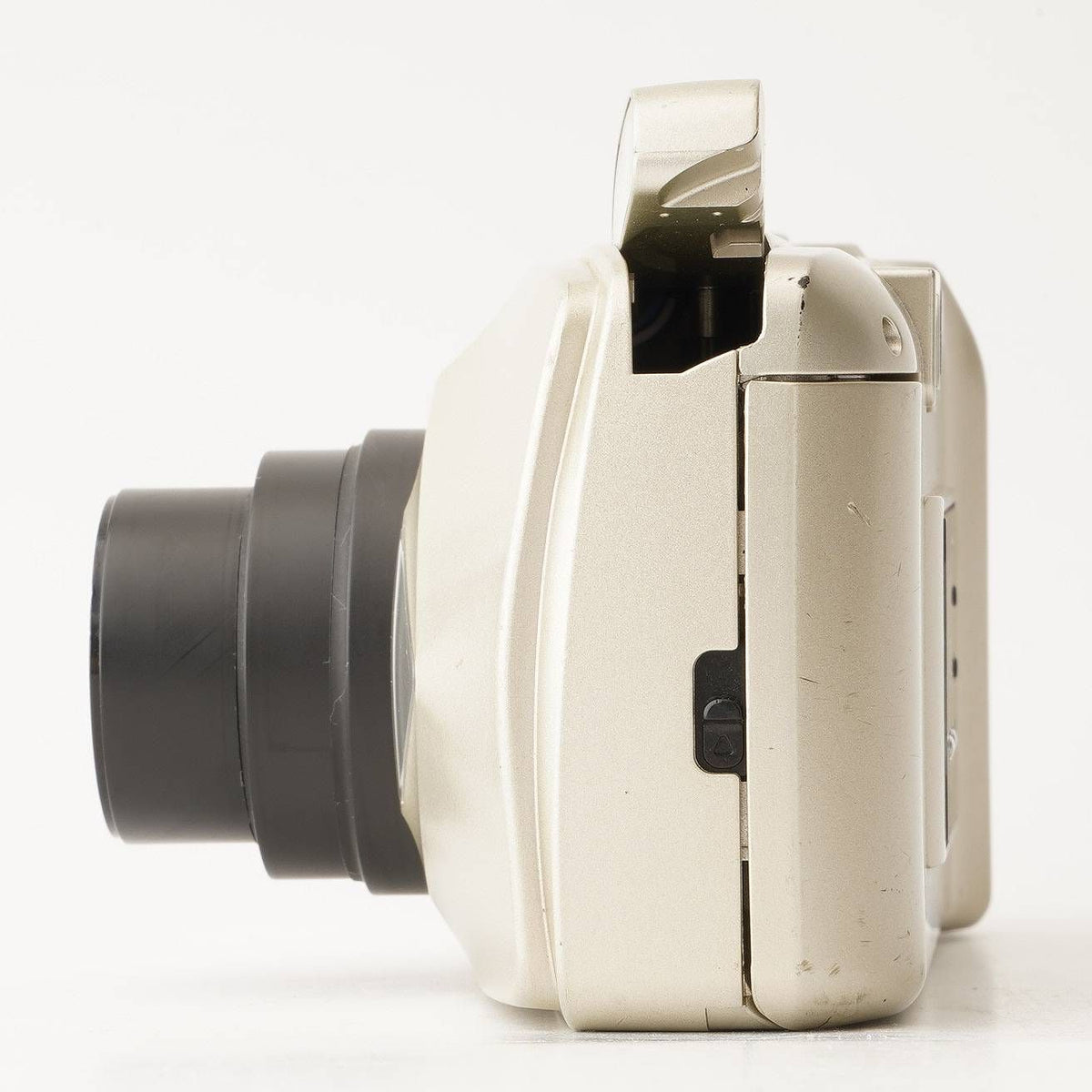 Olympus mju-II 110 (Gold) - Filem.sg