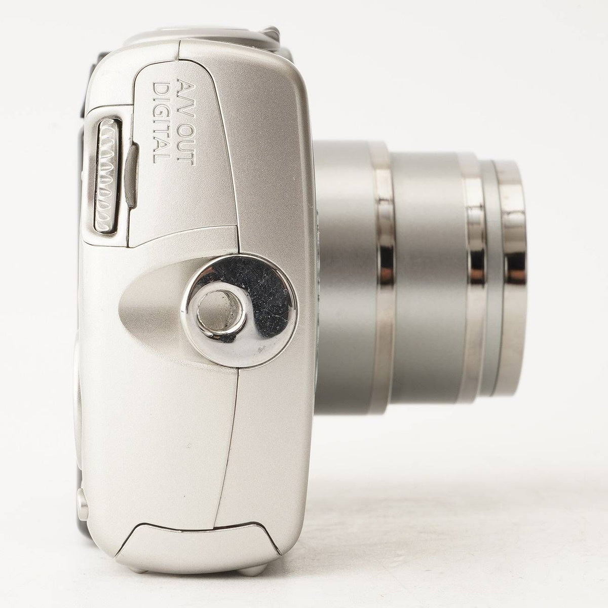 Canon IXY Digital 800 IS (Silver) - Filem.sg