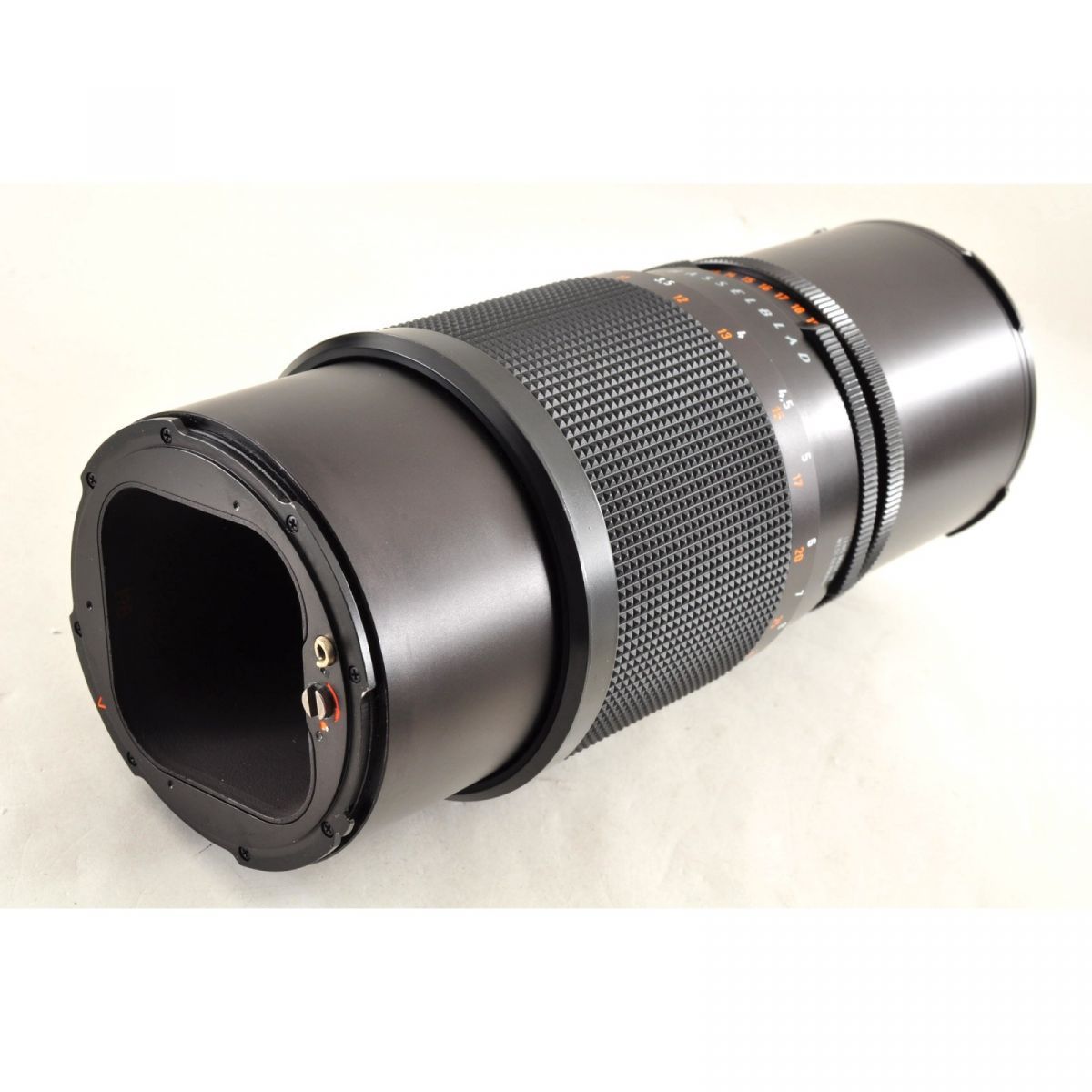 Hasselblad CF Sonnar T* 250mm f/5.6 - Filem.sg
