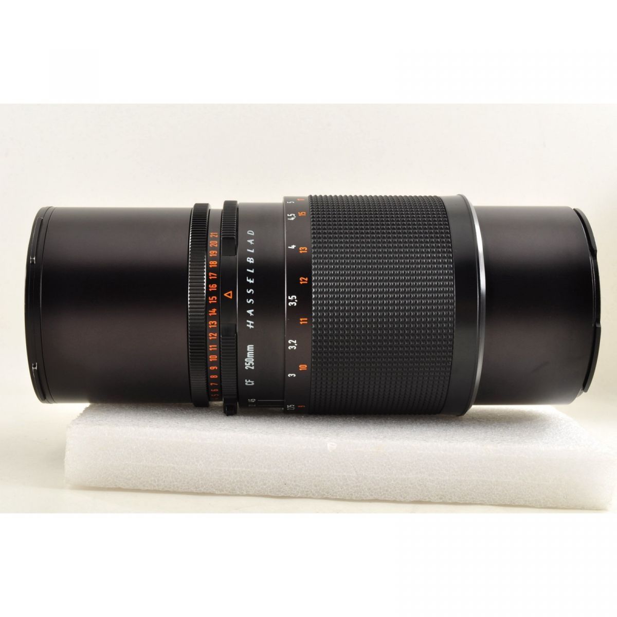 Hasselblad CF Sonnar T* 250mm f/5.6 - Filem.sg