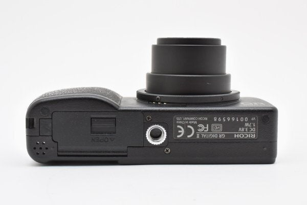 Ricoh GR DIGITAL II - Filem.sg