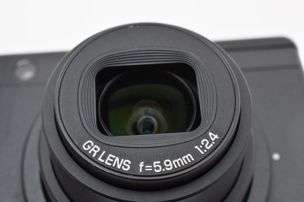 Ricoh GR DIGITAL II - Filem.sg