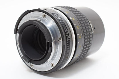 Nikon Ai NIKKOR 135mm F2.8
