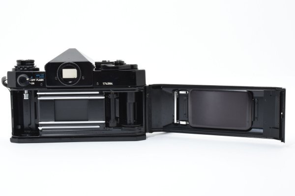 Canon F-1