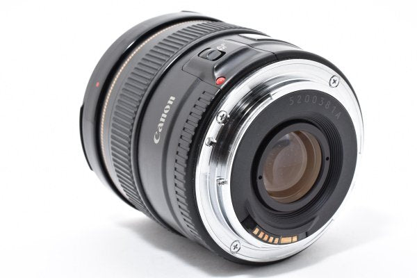 Canon EF 20mm F2.8 USM