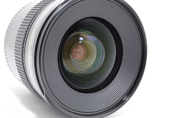 Canon EF 20mm F2.8 USM
