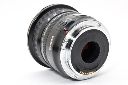Canon EF 20-35mm F3.5-4.5 USM