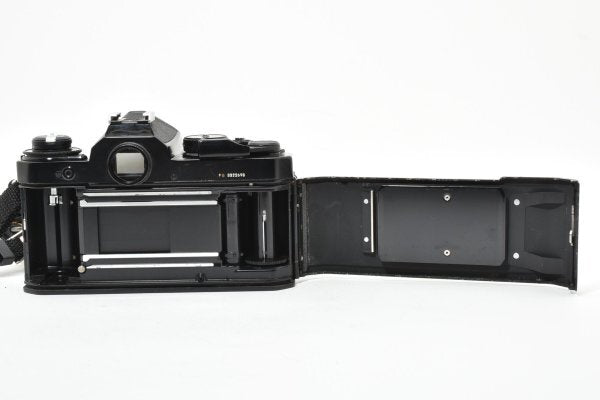 Nikon FE