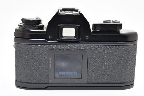 Nikon EM