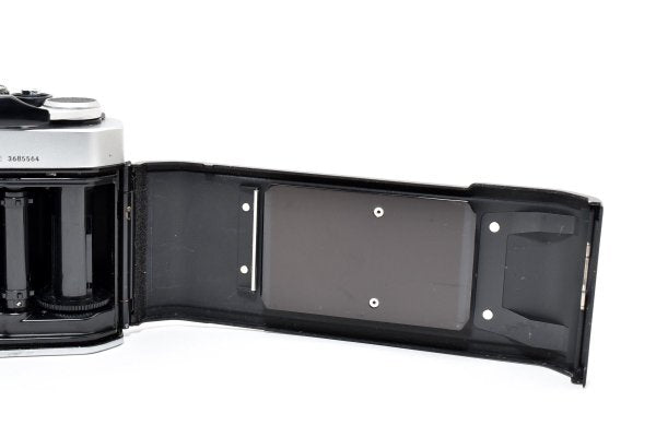 Nikon FE Silver
