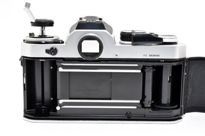 Nikon FE Silver