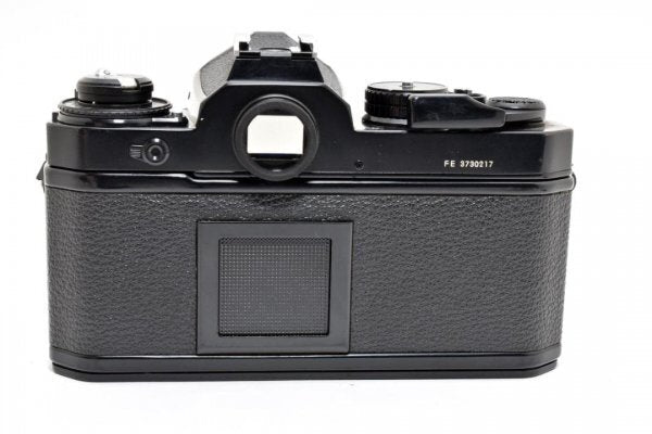 Nikon FE Black