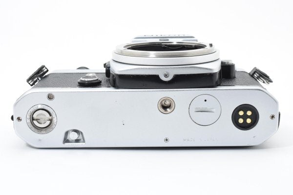 Nikon FE Silver