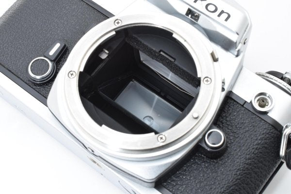Nikon FE Silver