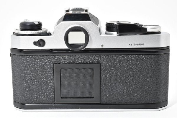 Nikon FE