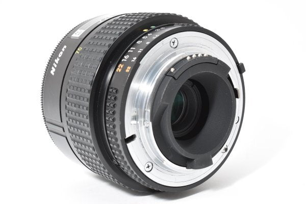 Nikon AF NIKKOR 35-70mm F3.3-4.5