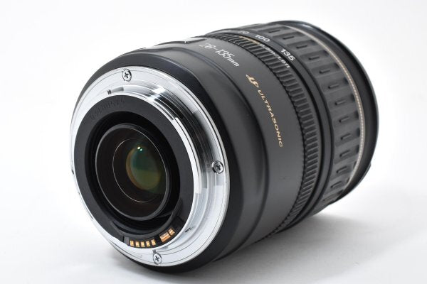 Canon EF 28-135mm F3.5-5.6 IS