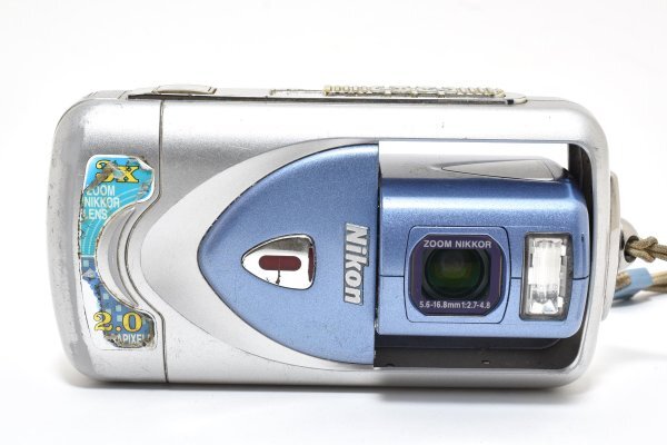Nikon COOLPIX 2500