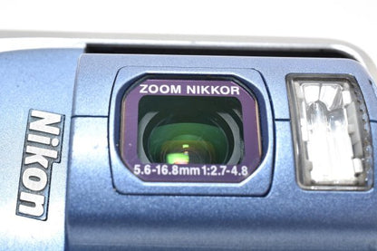Nikon COOLPIX 2500