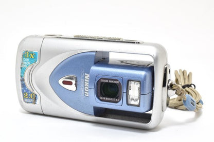 Nikon COOLPIX 2500