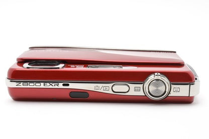 Fujifilm FinePix Z800 EXR