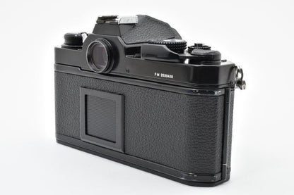 Nikon FM + Ai NIKKOR 28mm f/2.8