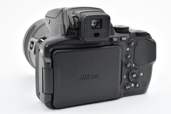 Nikon Coolpix P900 - Filem.sg