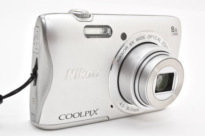 Nikon COOLPIX S3700 Silver