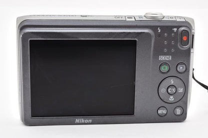Nikon COOLPIX S3700 Silver