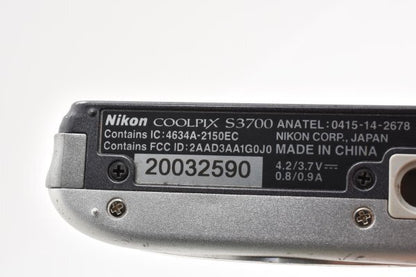Nikon COOLPIX S3700 Silver