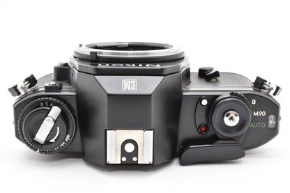 Nikon EM