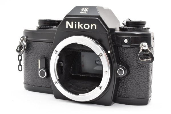 Nikon EM