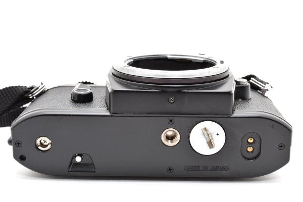Nikon EM