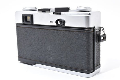 Olympus 35 DC with F.Zuiko 40mm f/1.7