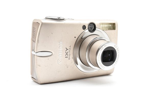 Canon IXY DIGITAL 700
