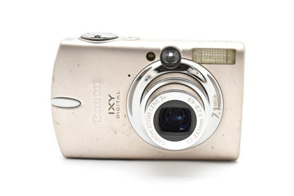 Canon IXY DIGITAL 700
