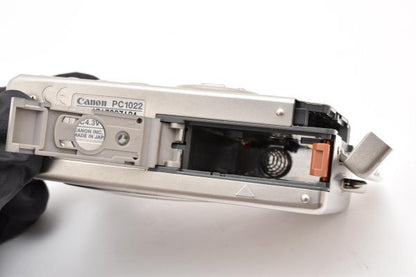 Canon IXY Digital 200 - Filem.sg