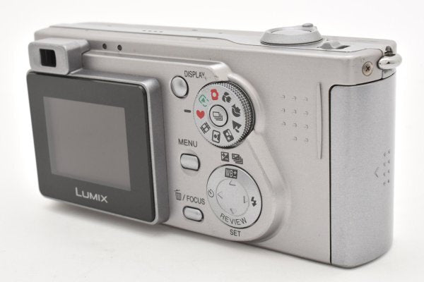 Panasonic LUMIX DMC-FX5 - Filem.sg