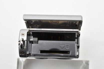 Panasonic LUMIX DMC-FX5 - Filem.sg