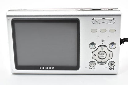 Fujifilm FinePix Z5 - Filem.sg