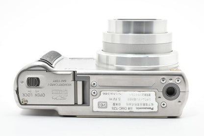 Panasonic LUMIX DMC-TZ5 - Filem.sg