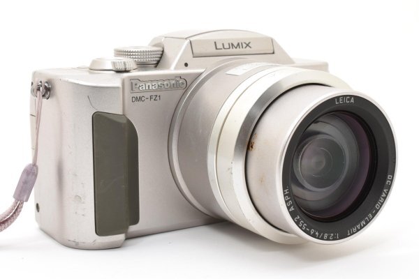 Panasonic LUMIX DMC-FZ1 - Filem.sg