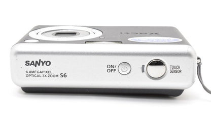 Sanyo Xacti DSC-S6 - Filem.sg