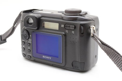 Sony Cyber-shot DSC-S85 - Filem.sg
