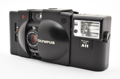 Olympus XA2