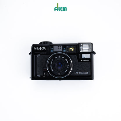 Minolta Hi-Matic AF2 point & shoot film camera